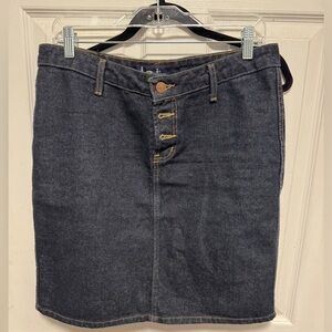 l.e.i. Mini denim skirt, size 11